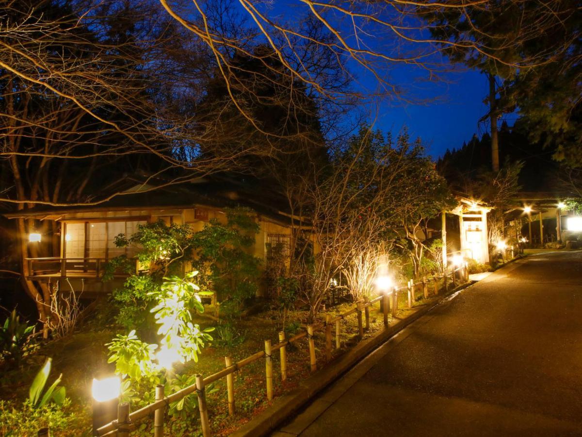Отель Akame Onsen Yamanoyu Yumoto Akame Sansuien Nabari Экстерьер фото